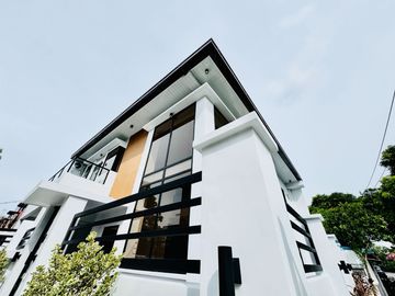 Brand New Stylish Corner House and Lot for Sale Multinational Village Parañaque City