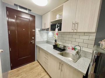 18 sqm Penthouse Studio Condo Unit For Sale in Stanford Suites 3 South Forbes Silang Cavite