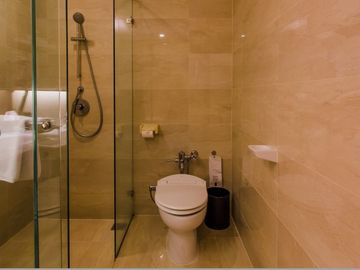 For Rent Apartment Kristal Residence (Hotel Kristal) Pondok Indah, South Jakarta – Type 3 BR Deluxe