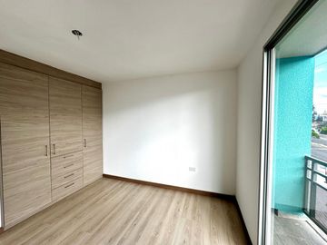DEPARTAMENTO EN VENTA EN SANTA LUCIA QUITO