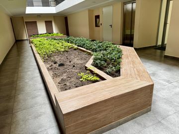 DEPARTAMENTO EN VENTA EN SANTA LUCIA QUITO