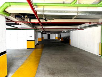 DEPARTAMENTO EN VENTA EN SANTA LUCIA QUITO