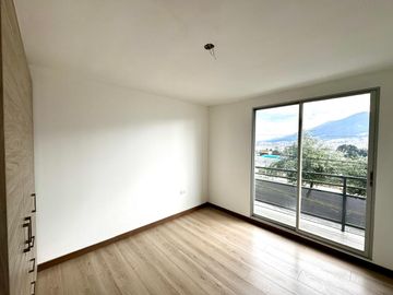DEPARTAMENTO EN VENTA EN SANTA LUCIA QUITO