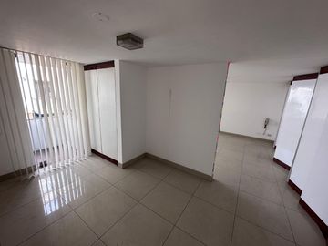 VENDO DEPARTAMENTO DUPLEX EN SURCO (VALLE HERMOSO)