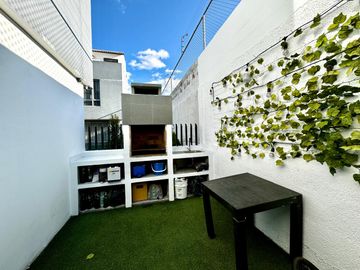 CASA DE VENTA EN CARCELÉN, A POCOS METROS DE LA AV. Simón Bolívar