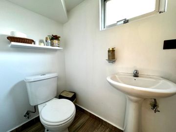 CASA DE VENTA EN CARCELÉN, A POCOS METROS DE LA AV. Simón Bolívar
