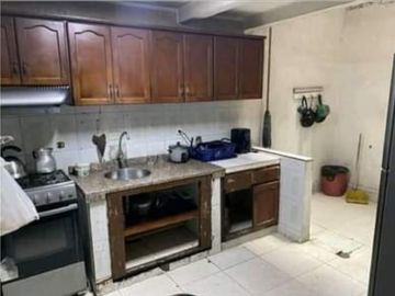 VENTA CASA BARRIO LOS ALMENDROS NTE DE CALI.  2 PISOS MAS TERRAZA
