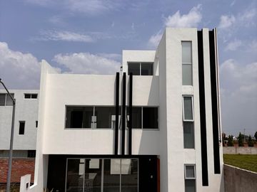 Casa nueva en venta en Paseos del Agua Cholula