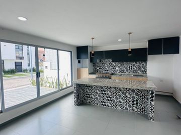 Casa nueva en venta en Paseos del Agua Cholula