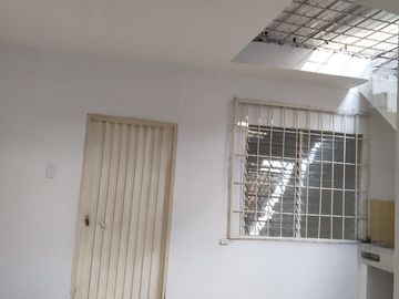 VENDO CASA  ESQUINERA BARRIO LA RIVERA 2  NTE DE CALI