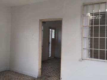 VENDO CASA  ESQUINERA BARRIO LA RIVERA 2  NTE DE CALI