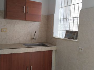VENDO CASA  ESQUINERA BARRIO LA RIVERA 2  NTE DE CALI