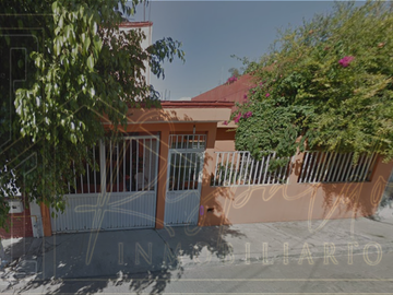 CASA EN VENTA EN SANTIAGO DE QUERETARO - PRECIO A TRATAR