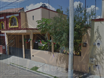 CASA EN VENTA EN SANTIAGO DE QUERETARO - PRECIO A TRATAR