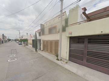 CASA EN VENTA EN SAN LUIS POTOSI JARDINES DEL SUR