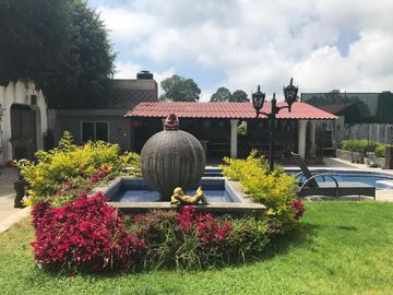 Exclusiva Casa en Venta en Huertas de San Pedro - ¡Un Oasis de Elegancia!