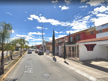 VENDO CASA EN PARQUES DE TESISTÁN, ZAPOPAN-JAL