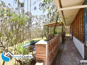 Tarqui, Venta de 01 Hectárea de Terreno con Casa Quinta Vacacional