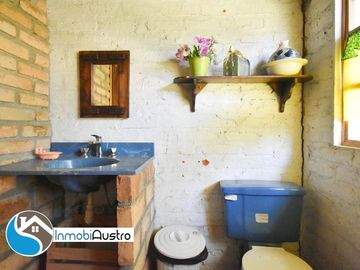 Tarqui, Venta de 01 Hectárea de Terreno con Casa Quinta Vacacional