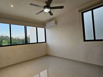 CASA EN VENTA EN MERIDA YUCATAN , TEMOZON 4 RECAMARAS
