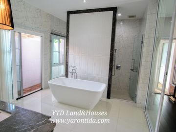 Luxury house For Sale at Nantawan Bangna km7 L-Size