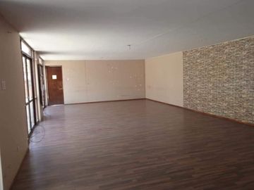 VENTA CASA CHOSICA SANTA MARIA PISCINA
