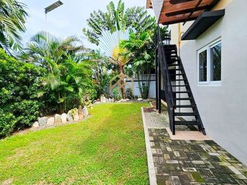 WELL MAINTAINED SINGLE DETACHED HOUSE AND LOT IN ENCLAVE OF BF HOMES PARAÑAQUE CITY