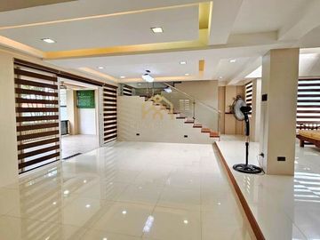 WELL MAINTAINED SINGLE DETACHED HOUSE AND LOT IN ENCLAVE OF BF HOMES PARAÑAQUE CITY