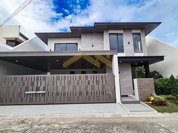 SPACIOUS MODERN SINGLE DETACHED HOUSE AND LOT IN BF HOMES PARANAQUE CITY
