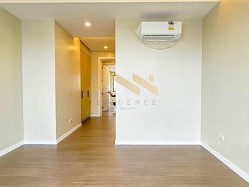 SPACIOUS MODERN SINGLE DETACHED HOUSE AND LOT IN BF HOMES PARANAQUE CITY