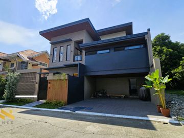 HUGE ELEGANT SINGLE DETACHED HOUSE AND LOT IN BF HOMES PARANAQUE