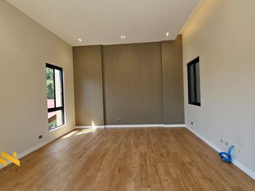 HUGE ELEGANT SINGLE DETACHED HOUSE AND LOT IN BF HOMES PARANAQUE