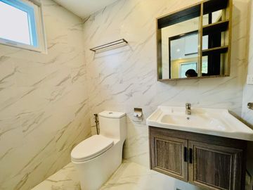Discover the perfect blend of affordability and luxury in this brand-new house and lot nestled within the serene Greenwoods Executive Village. Your dr