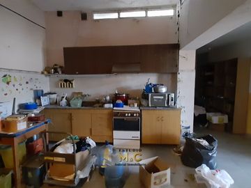 Venta Casa + Dpto en B° Los Paraisos