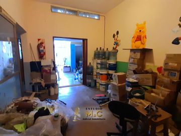 Venta Casa + Dpto en B° Los Paraisos