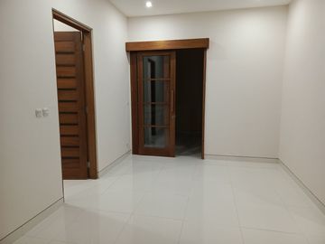 New Minimalist House 6 meters Road Sesetan Denpasar