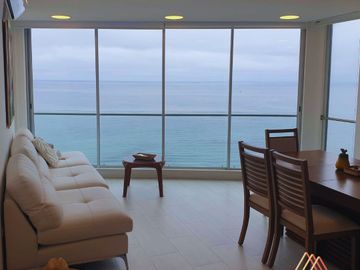 En Venta Departamento de 3 habitaciones en Salinas