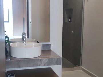 CASA DE 3 HABITACIONES EN VENTA EN PLAYA DEL CARMEN