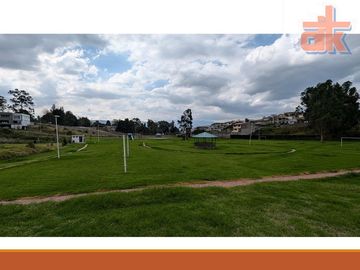 De Venta Terreno 899m2 Conjunto De Lujo Urb. Navarra, Sangolqui
