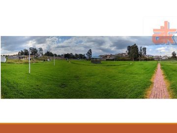 De Venta Terreno 899m2 Conjunto De Lujo Urb. Navarra, Sangolqui
