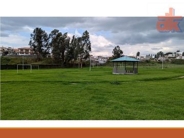 De Venta Terreno 899m2 Conjunto De Lujo Urb. Navarra, Sangolqui