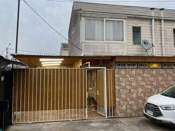 venta de Casa en Quilicura, 3d 2b Con Estacionamiento