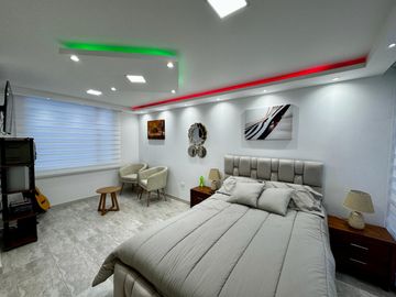 CASA DE VENTA AMOBLADA EN POMASQUI