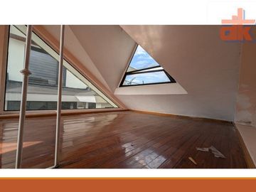 Gran Casa de Venta con Terreno La Armenia