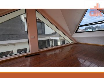 Gran Casa de Venta con Terreno La Armenia