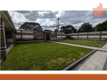 Gran Casa de Venta con Terreno La Armenia