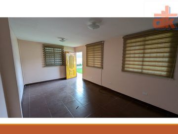 Gran Casa de Venta con Terreno La Armenia
