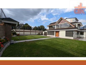 Gran Casa de Venta con Terreno La Armenia