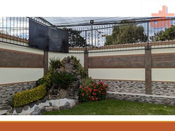 Gran Casa de Venta con Terreno La Armenia