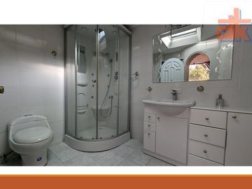 Gran Casa de Venta con Terreno La Armenia
